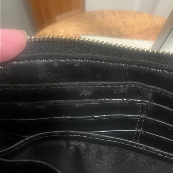 Coach Black and Cream Wallet - Picture 9 of 9